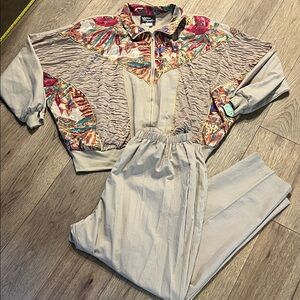 SILVER THREADS vintage taupe 80’s windbreaker track suit matching set, size 3X
